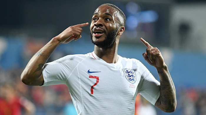 raheem_sterling_gestures_after_hearing_racist_abuse.jpg